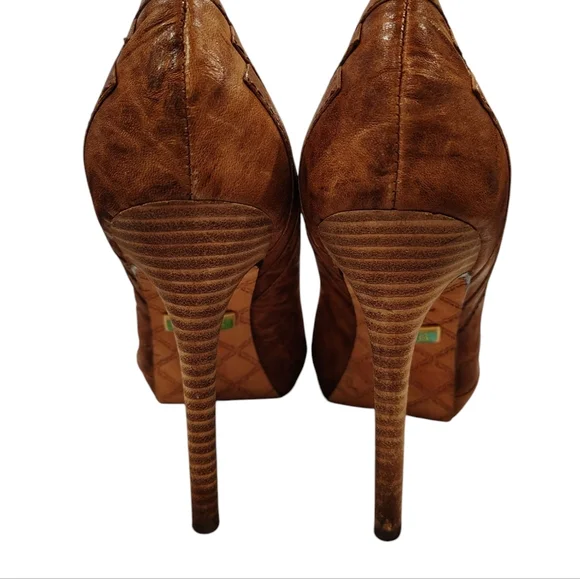 L.A.M.B. Leather Peep Toe Camel Stitched Stiletto Heels Classic Size 8m EUC - Picture 4 of 9